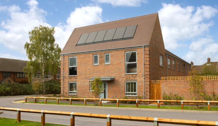 01 Bellway TG Roe Wood Park External